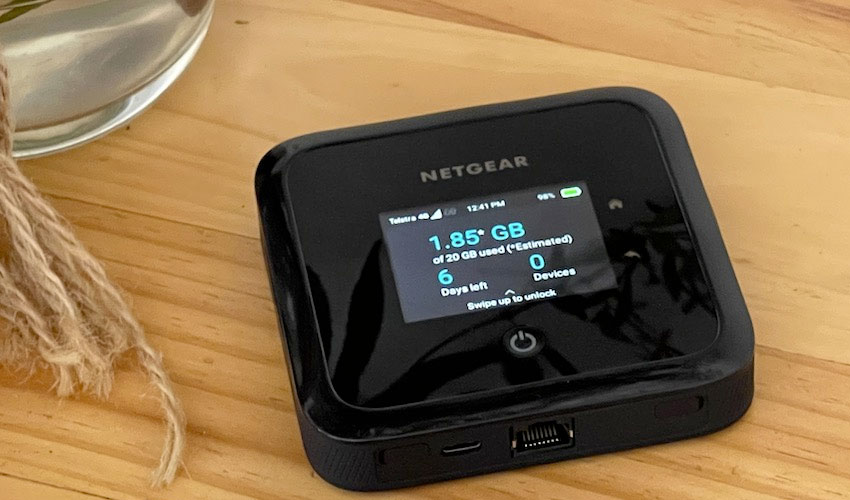 Netgear Nighthawk M5 5G Hotspot Device